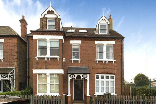 Marriott Road, Barnet, EN5