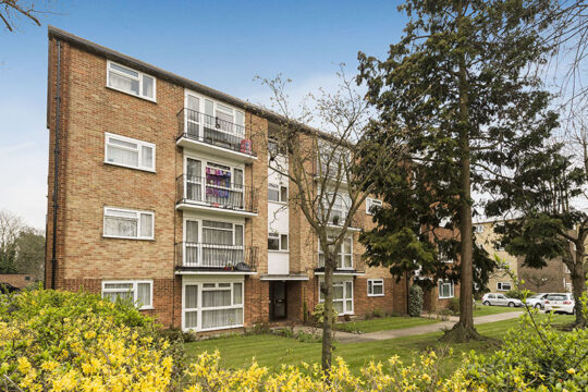 Windsor Court, Southgate, N14