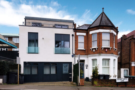 Colney Hatch Lane, London, N10